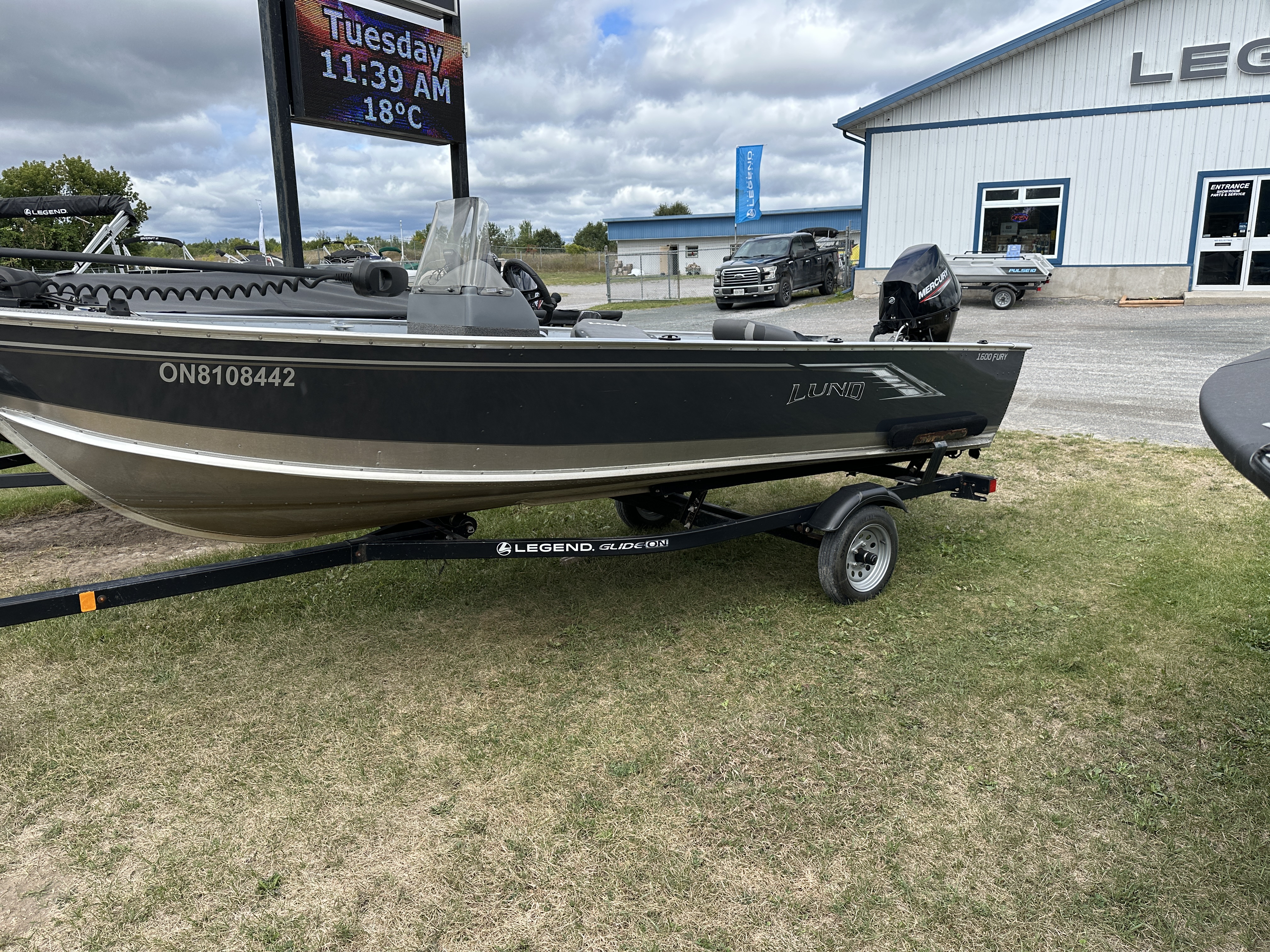 Photo of Lund 1600 Fury SS