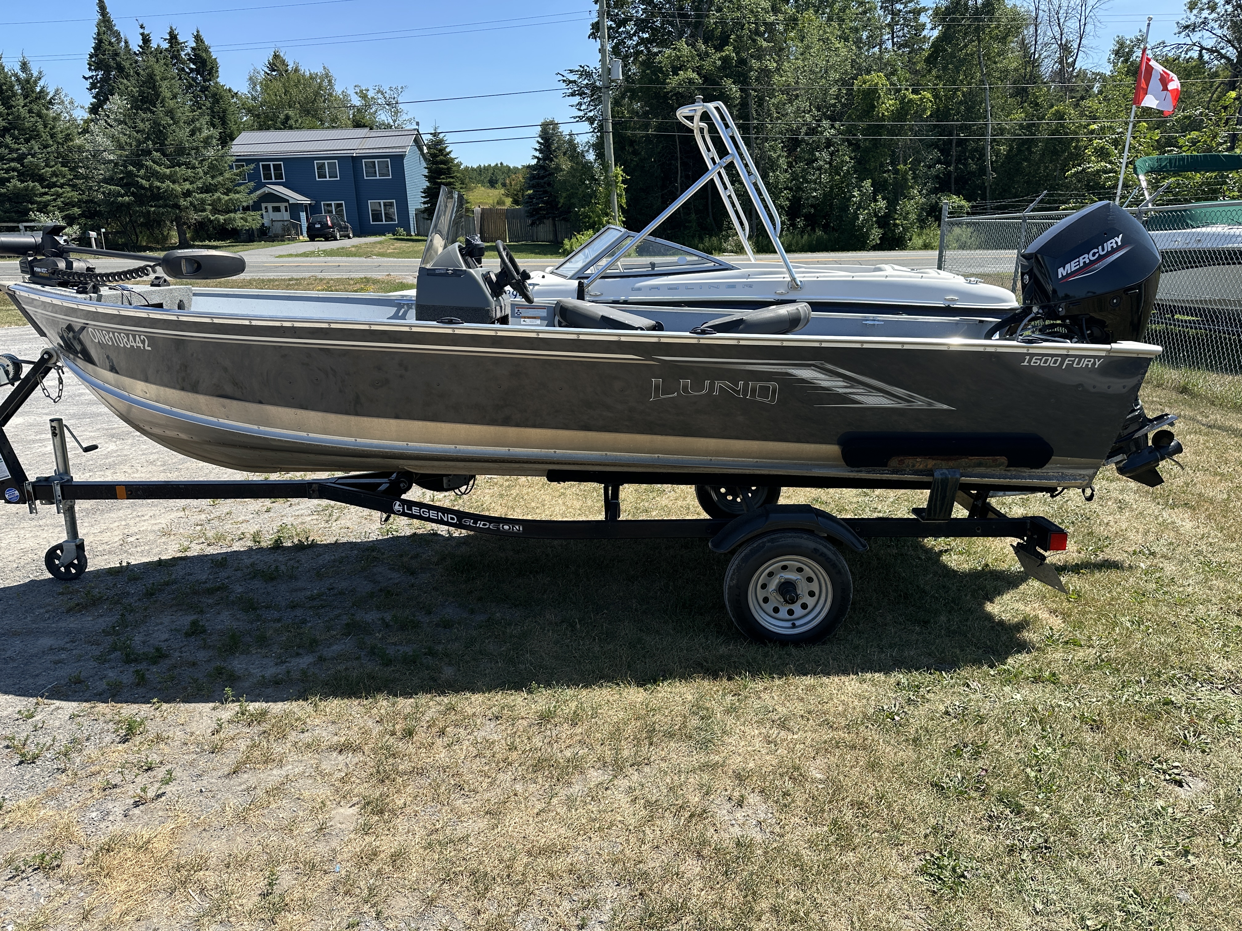Photo of Lund 1600 Fury SS
