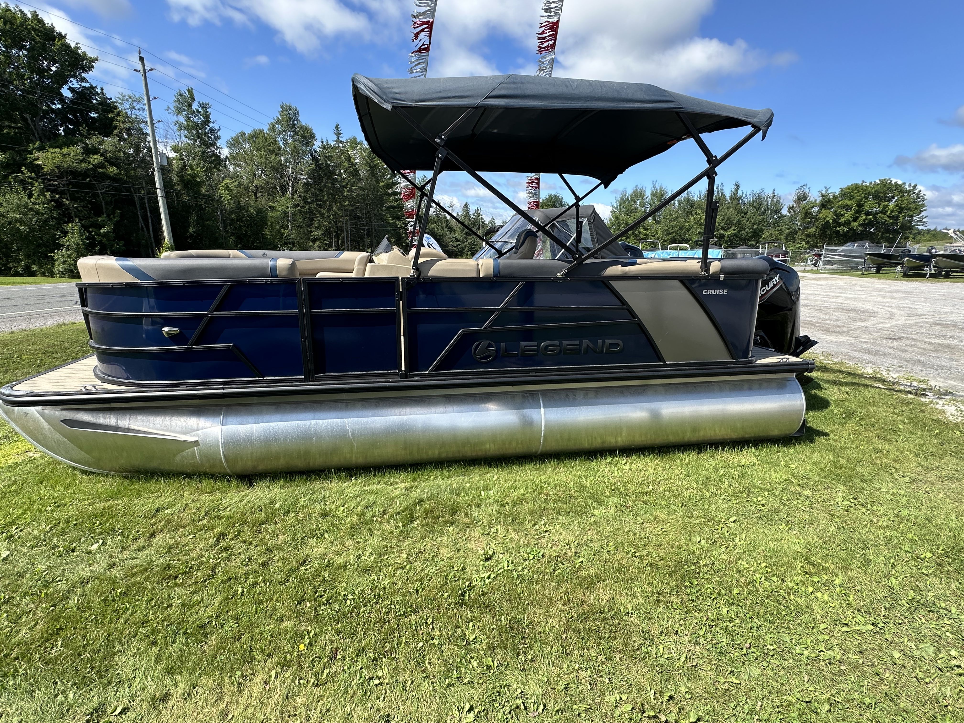 Photo of Legend Boats E-Series 21 Cruise
