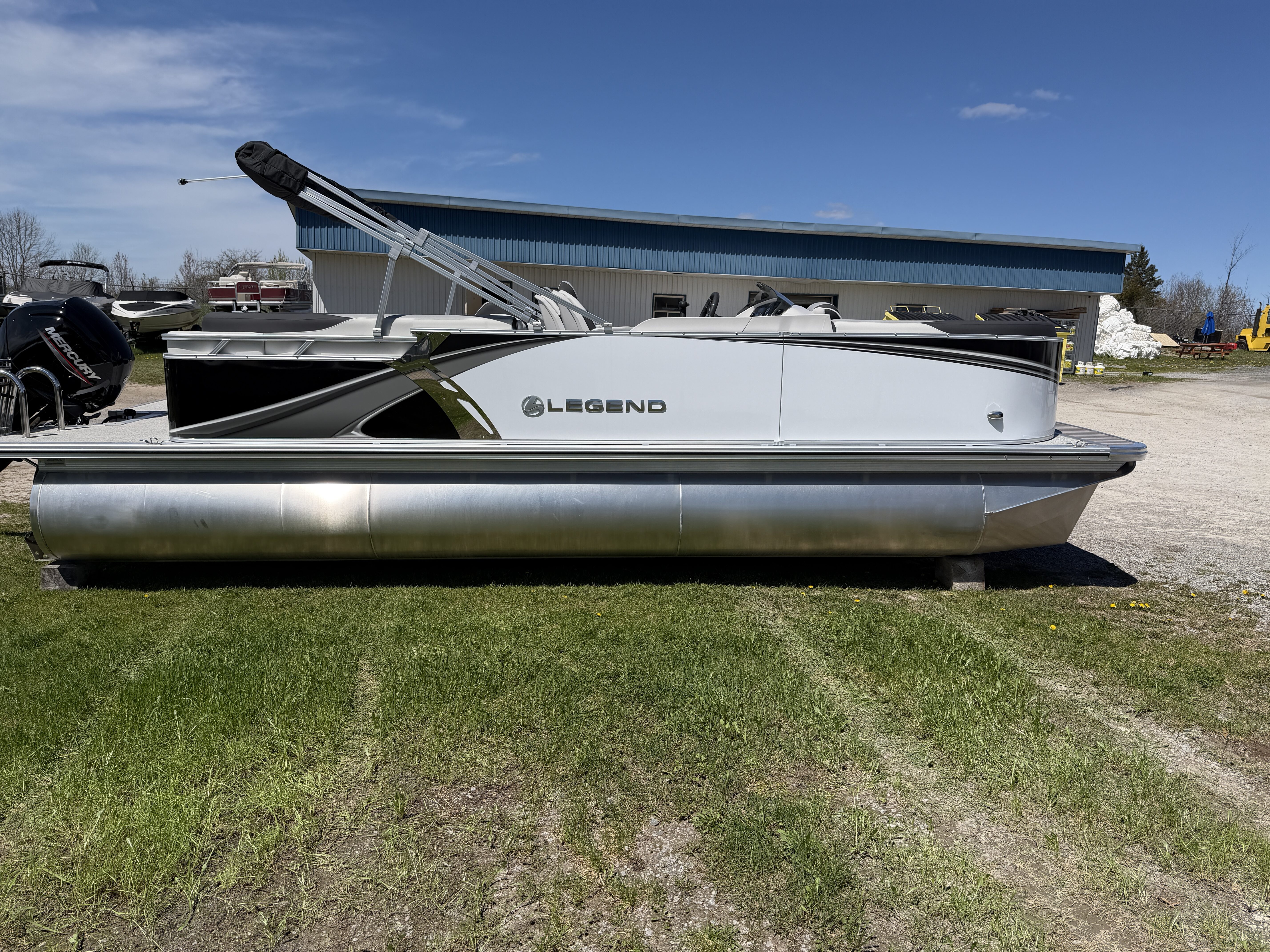 Photo of Legend Boats Q 23 QL